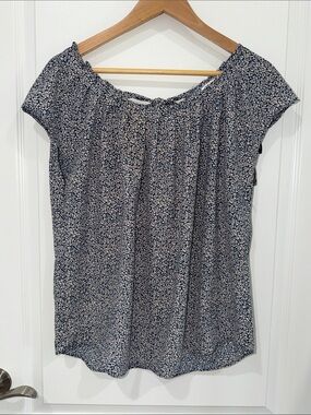 Lauren Conrad Women's Navy Blue Cap Sleeve Floral Blouse size medium tie back